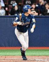 박민우 ‘뻗지를 못하네’[포토]