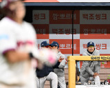 이호준 감독 ‘허무한 실점 상황'[포토]