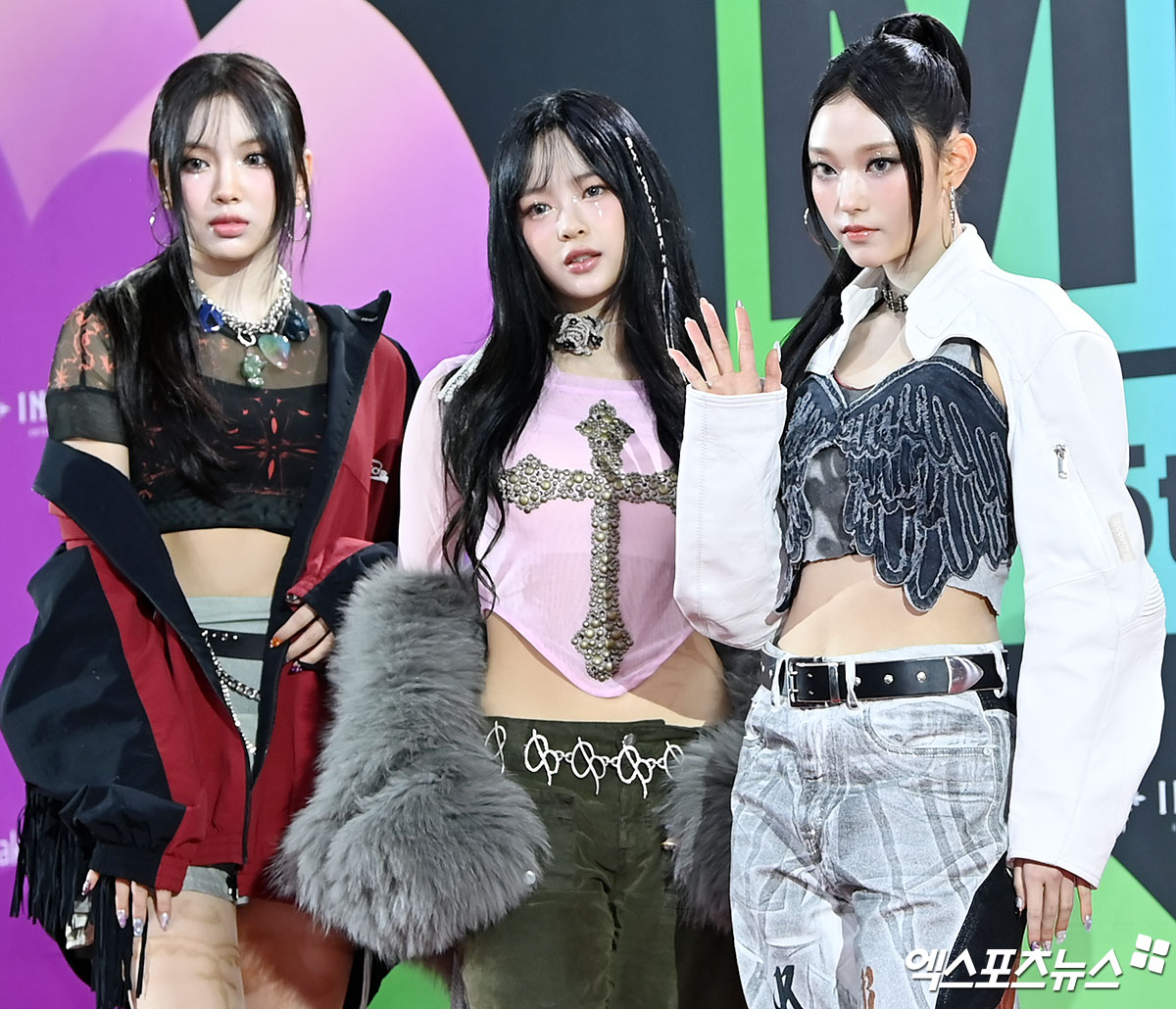 NewJeans Members Hyein, Hani, Haerin.