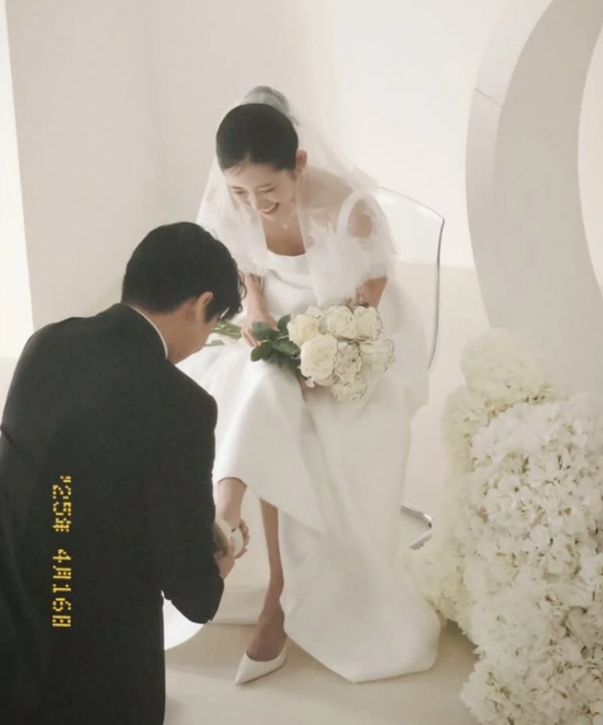 사진 = 최준희 인스타그램, 웨딩 화보