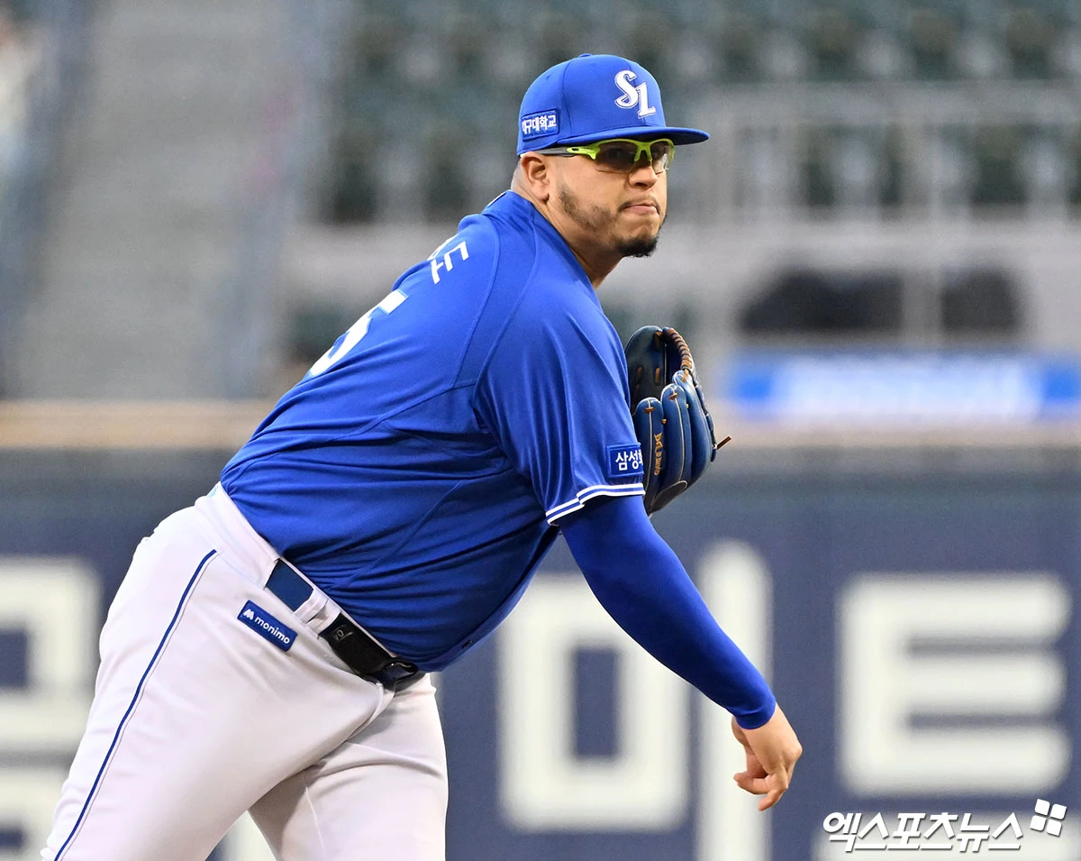 삼성은 28일 서울 잠실야구장에서 열린 2026 신한 SOL KBO리그 두산 베어스와의 팀 간 4차전에서 연장 10회 혈투 끝에 5-4로 이겼다. 지난 19일 대구 LG 트윈스전부터 시작된 7연패 탈출에 성공했다. 삼성은 이날 선발투수로 나선 아리엘 후라도의 완벽투가 승리의 발판을 놨다. 후라도는 7이닝 6피안타 7탈삼진 무실점으로 두산 타선을 꽁꽁 묶었다. 4경기 연속 퀄리티 스타트(6이닝 이상, 3자책점 이하 투구), 3경기 연속 퀄리티 스타트+(7이닝 이상, 3자책점 이하 투구)로 리그 최강 이닝이터의 면모를 보여줬다. 삼성 타선에서는 김성윤이 4타수 2안타 2타점 1볼넷 1득점으로 히어로가 됐다. 김성윤은 옆구리 부상에서 회복, 1군으로 돌아오자마자 팀을 연패에서 구해냈다. 잠실, 김한준 기자