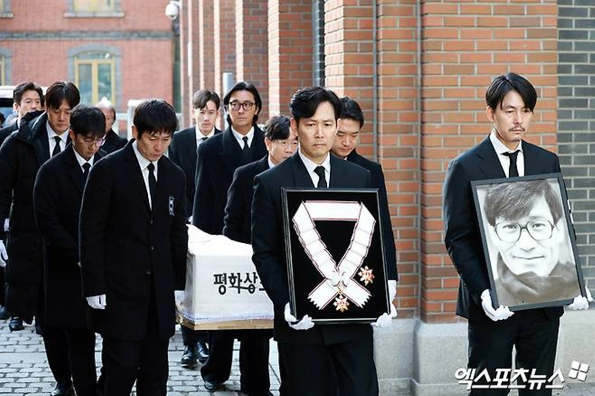 배우 故안성기 영결식