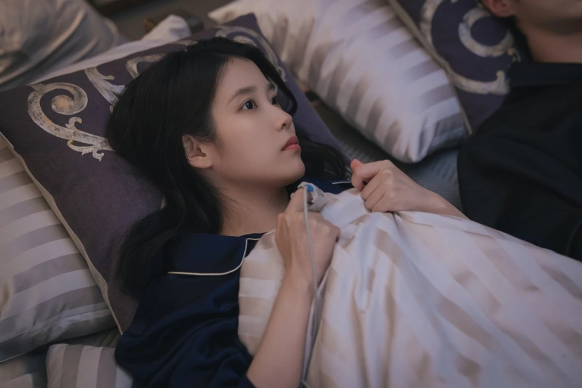 '21세기 대군부인' 아이유