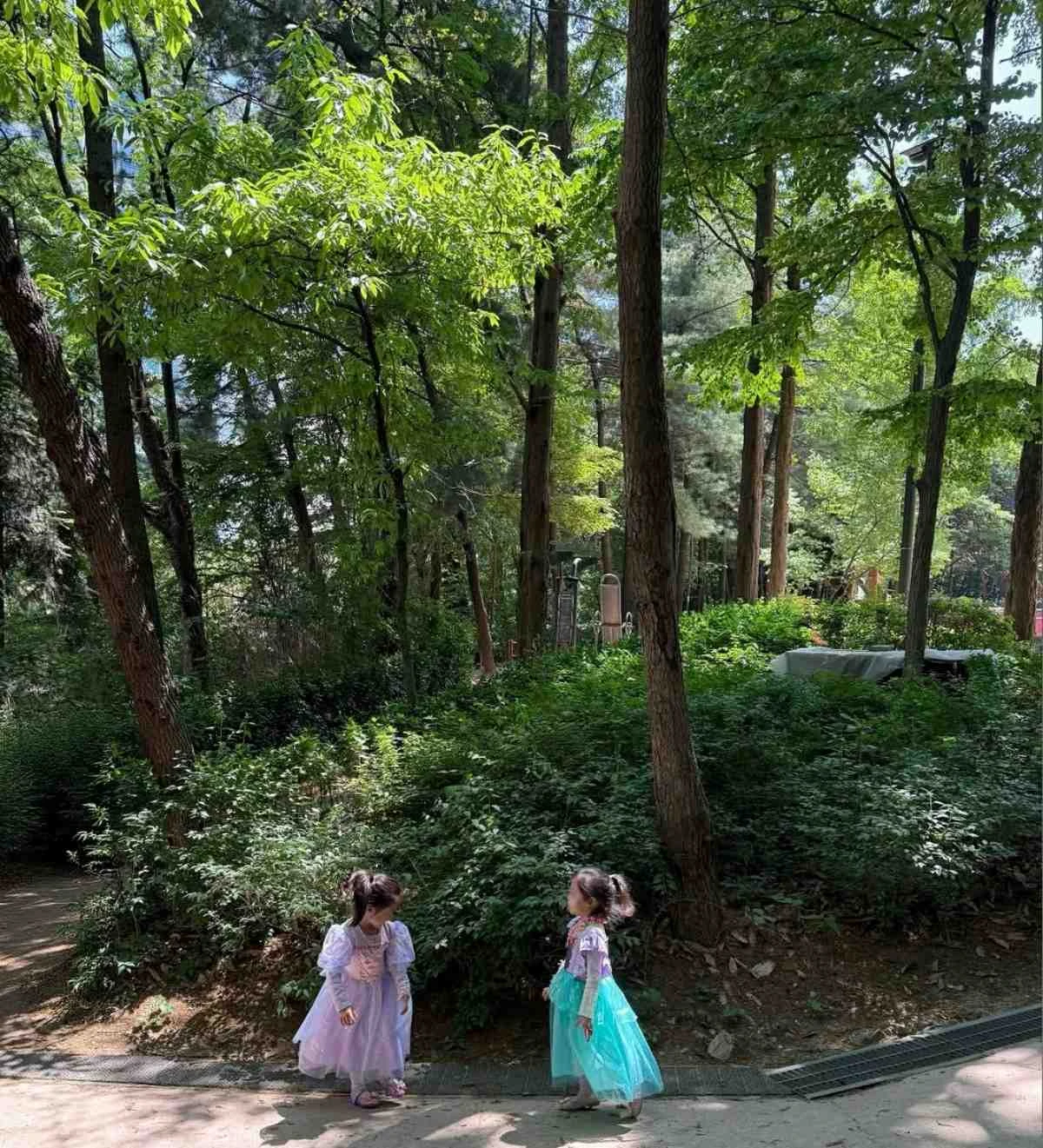 성유리 쌍둥이 자매