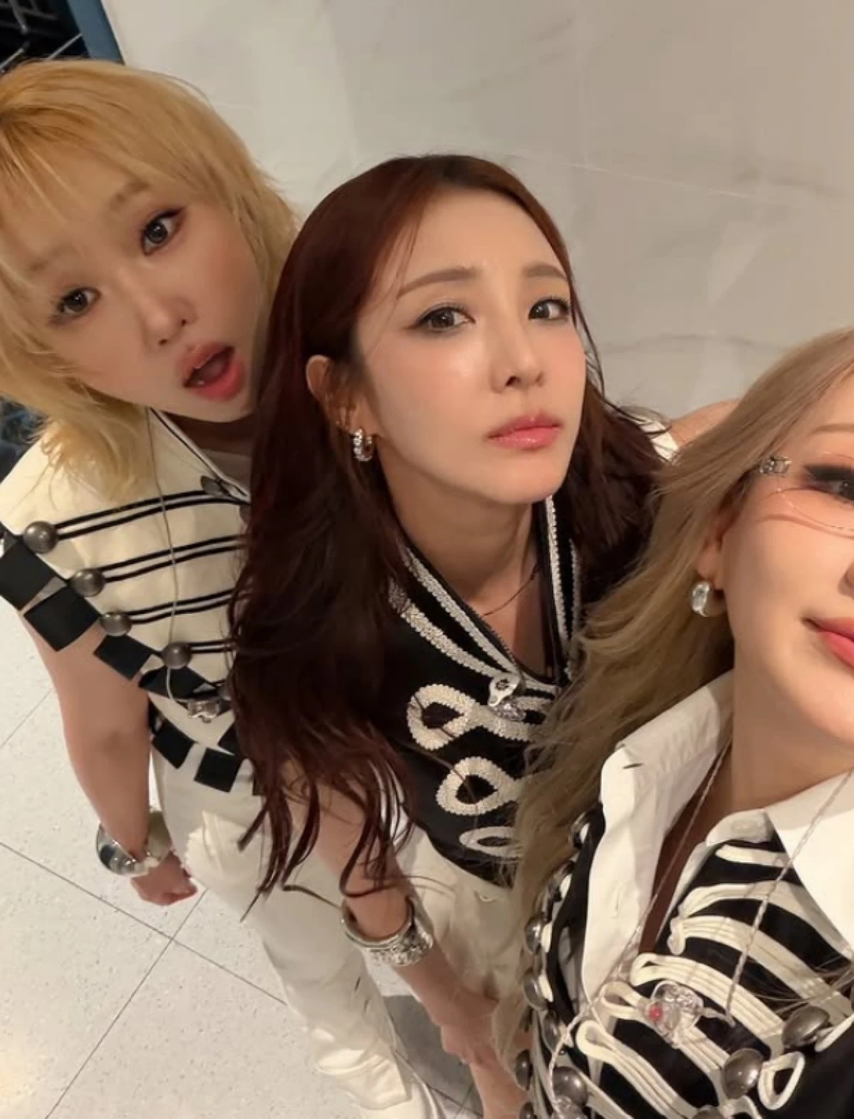 산다라박 SNS.