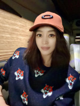 '55세' 김헤수, 나이 가늠 불가능한 동안 미모…대충 입어도 빛나네 [★해시태그]