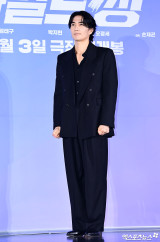 엄태구 '긴장감에 꽉 쥔 주먹'[엑's HD포토]