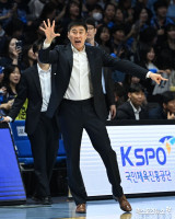 "명장은 선수가 만든다" KCC 이상민 감독, '슈퍼팀' 향한 고마움…우승 확률 85.7% 선점→'KBL 역대 1호' 대기록에 다가갔다 [고양 인터뷰] 