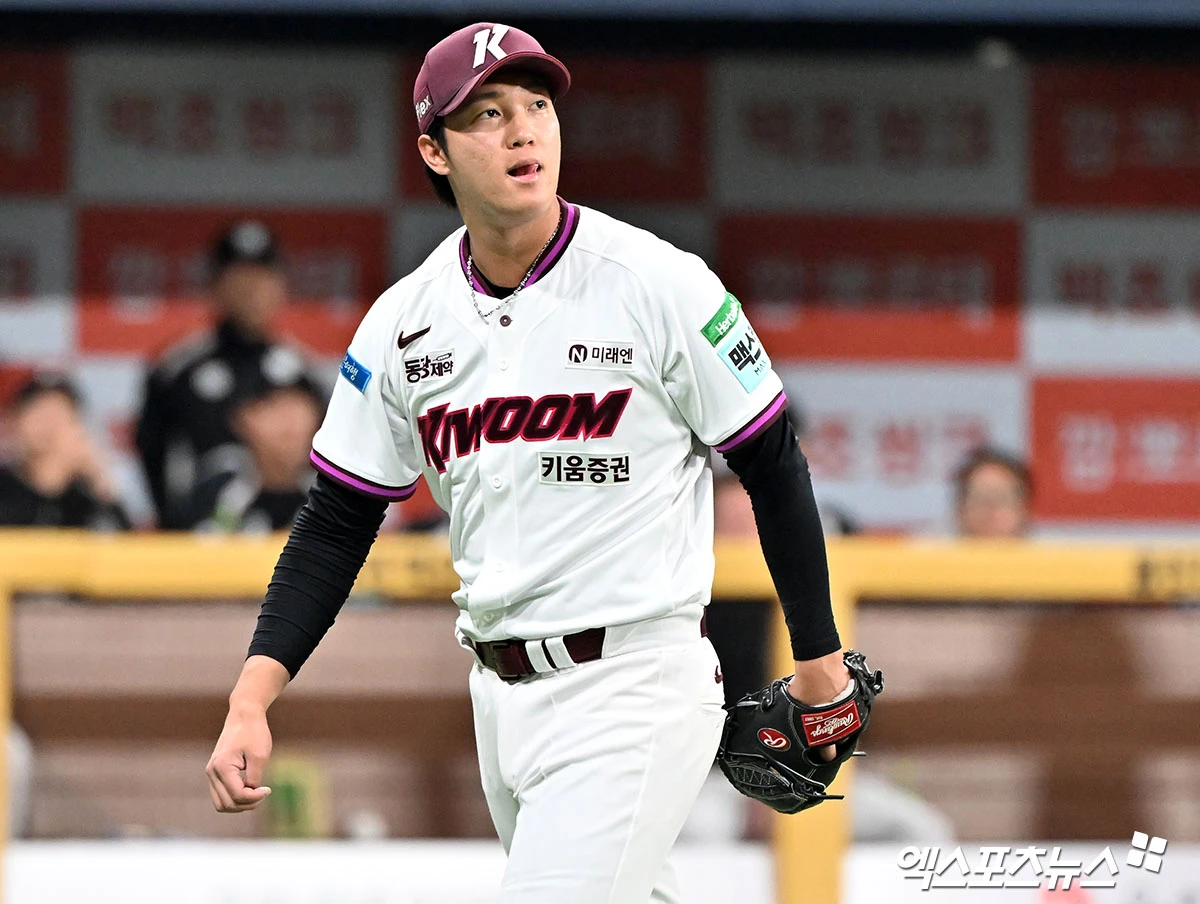 키움 히어로즈 에이스 안우진이 8일 서울 고척스카이돔에서 열린 2026 신한 SOL KBO리그 KT 위즈와의 팀 간 4차전에 선발등판, 4이닝 무실점을 기록했다. 사진 김한준 기자