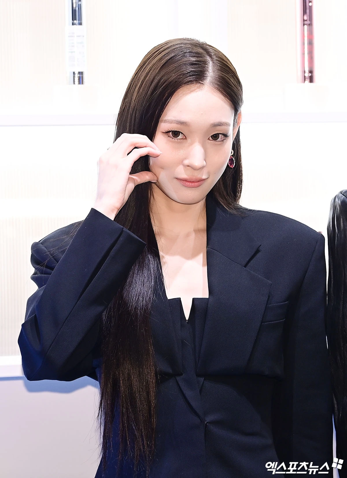애니.