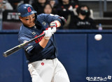 '우와' 한국서 이게 가능해? 한동희 무려 '182km/h' 타구 속도로 담장 넘겼다!…ML서도 이런 타자 흔치 않다