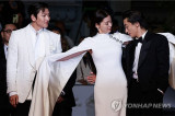 전지현, 화제의 날갯짓…김신록 "깊은 헌신과 여유, 진짜 대배우" (엑's in 칸:군체)[인터뷰]