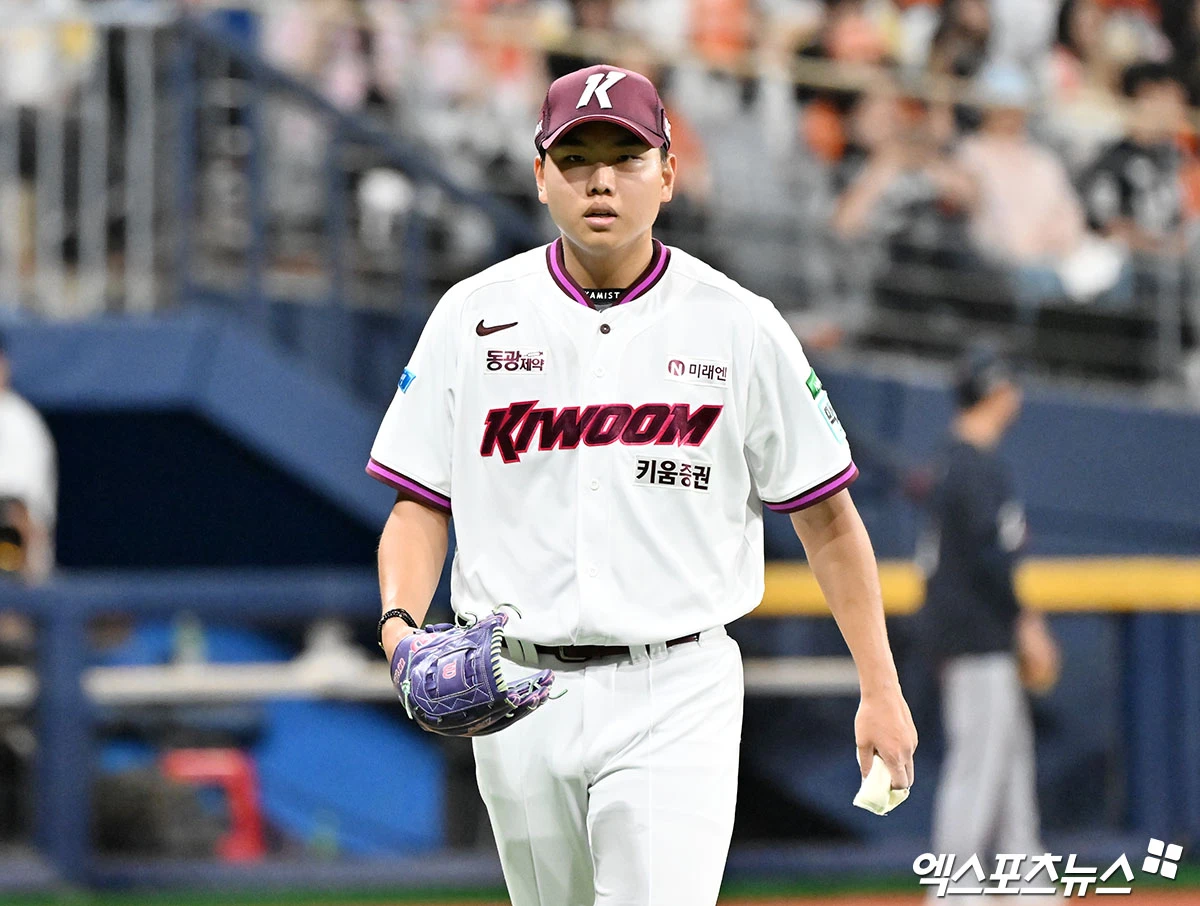 키움 히어로즈 좌완 파이어볼러 유망주 박정훈이 19일 서울 고척스카이돔에서 열린느 2026 신한 SOL KBO리그 SSG 랜더스와 팀 간 4차전에 선발투수로 나선다. 사진 엑스포츠뉴스 DB