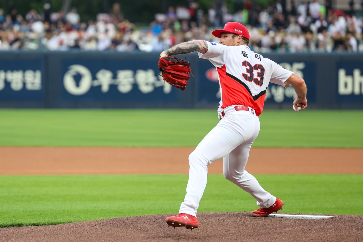 19일 오후 광주-KIA챔피언스필드에서 열린 '2026 신한 SOL KBO리그' LG 트윈스와 KIA 타이거즈의 경기, KIA 선발 아담 올러가 6이닝 4피안타 2사사구 10탈삼진 무실점으로 호투를 펼치며 시즌 5승째를 올렸다. KIA 타이거즈
