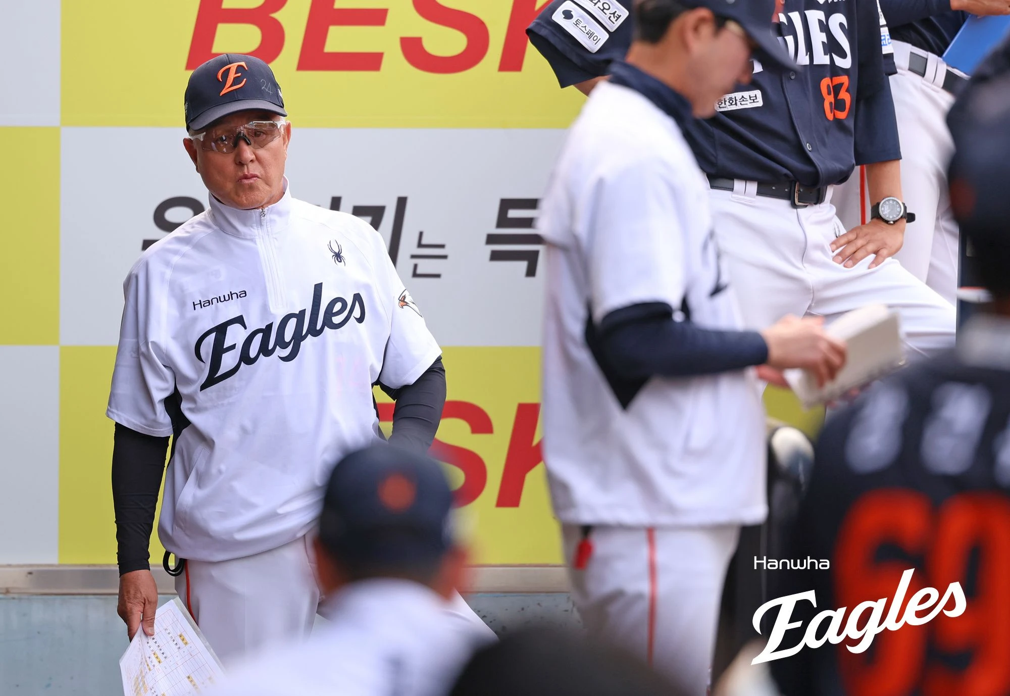 김경문 감독이 이끄는 한화 이글스가 21일 대전 한화생명 볼파크에서 열린 2026 신한 SOL KBO리그 롯데 자이언츠와의 팀 간 4차전에서 2-8로 완패했다.