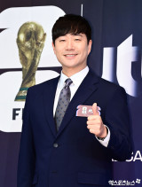 배성재 '빠질 수 없는 따봉'[엑's HD포토]