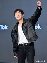 딘딘 '득점 후 세리머니'[엑's HD포토]