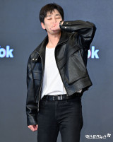 딘딘 '안정환의 반지 키스 세리머니'[엑's HD포토]