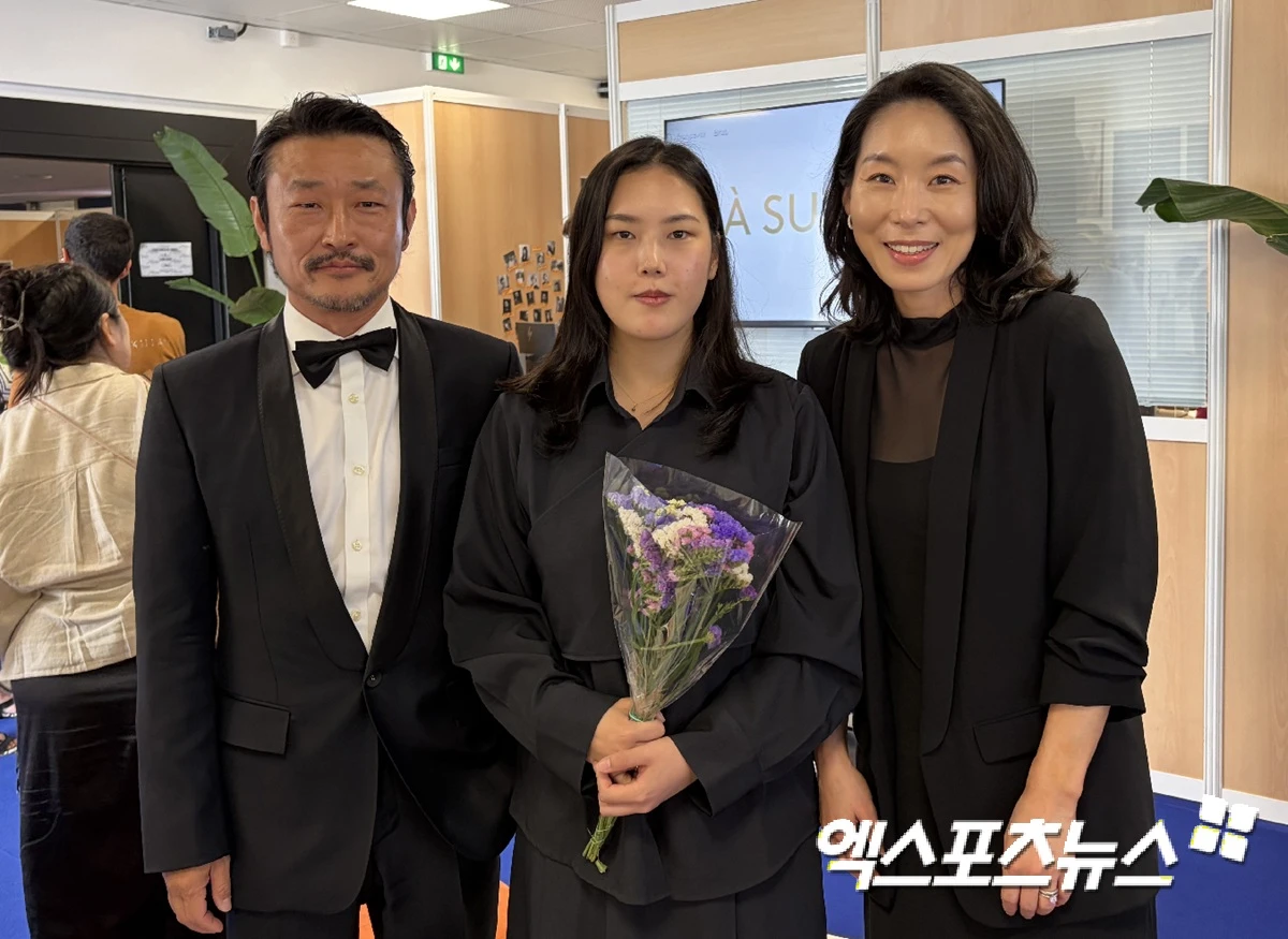 '사일런트 보이시스' 진미송 감독, 배우 양숙형, 김종만.