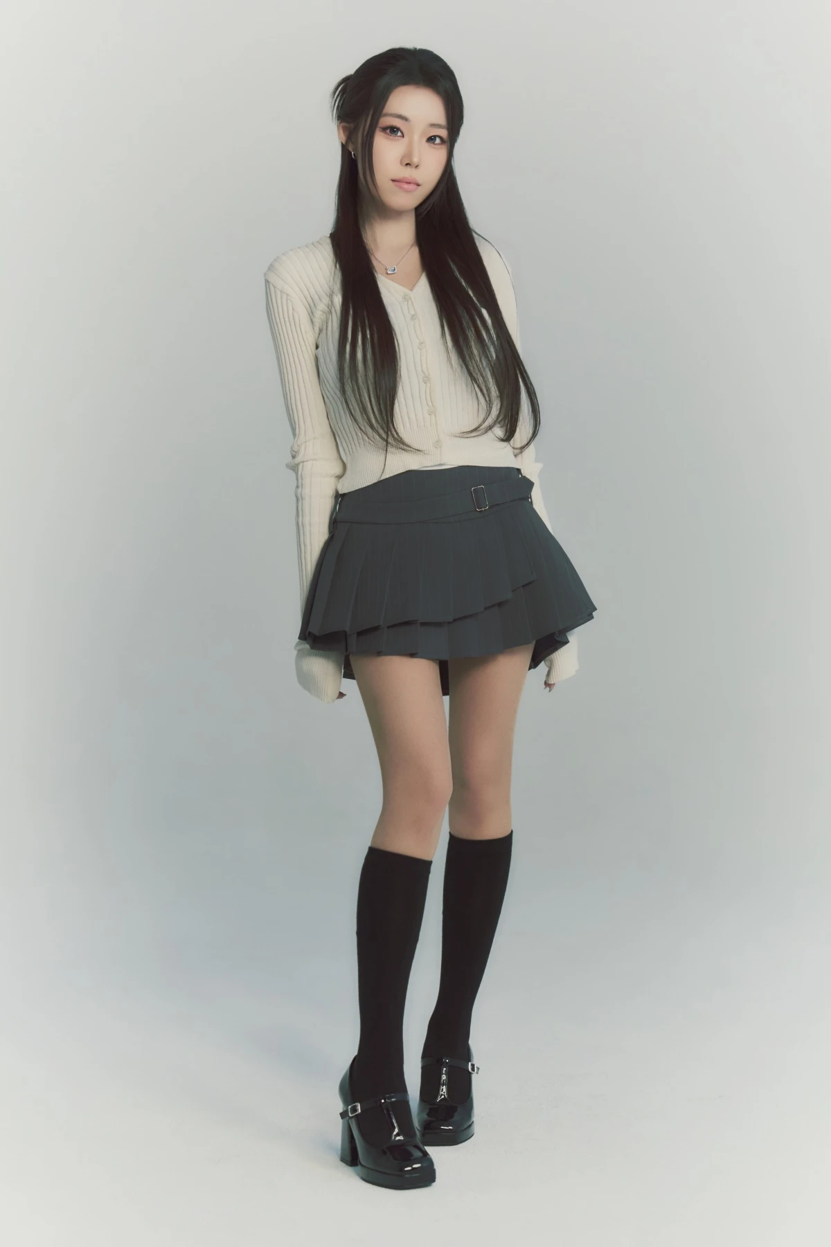 예잔.