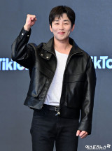 딘딘, 고교 자퇴 후 유학 간 이유…교사 부당 차별·폭력에 "인생 종치겠다 싶어" [엑's 이슈]