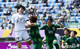 北 내고향, 한국서 우승하고 '인공기 또 꺼냈다'…아시아 정상 등극+15억 상금 획득→日 도쿄 베르디 1-0 제압 [현장리뷰]