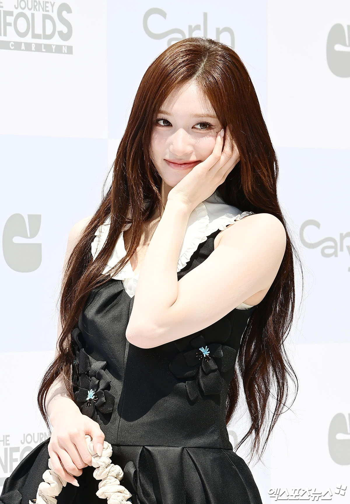 작은 얼굴에 꽉 찬 예쁨