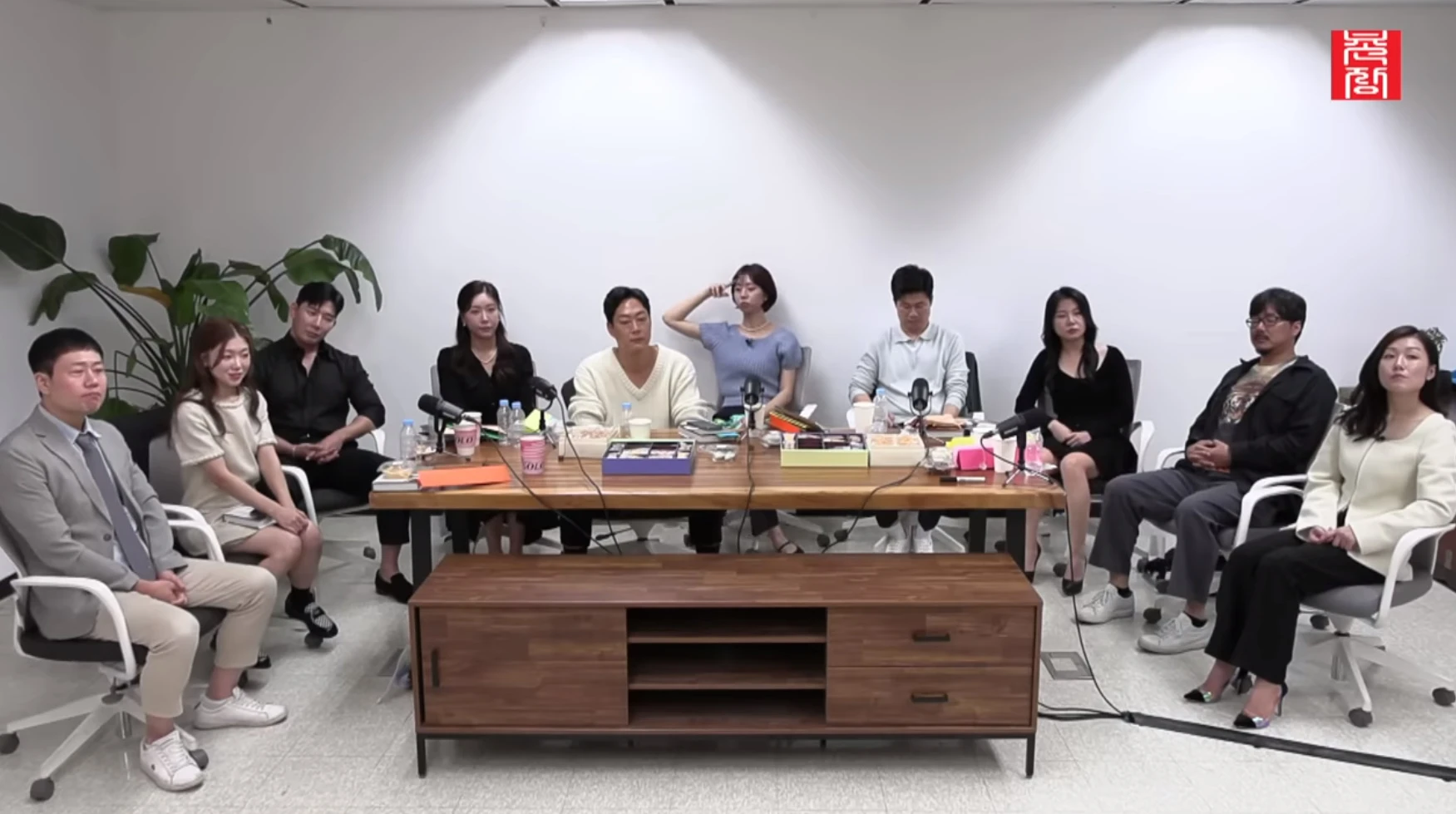 '나는 솔로' 16기, 유튜브 채널 '촌장엔터테인먼트TV'