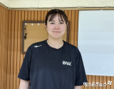 은퇴→하와이 카페 알바→코트 복귀, 日 특급 센터 1년 만에 WKBL 돌아왔다…BNK 합류 후 "우와, 새롭다" 느낀 이유는 [인터뷰]