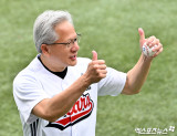 젠슨 황 엔비디아 CEO ‘두산 최고!’[포토]