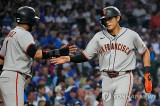 "이정후 이 기록이 MLB 단독 1위" 와! 그랬구나…美 전역에 LEE 맹활약 제대로 소개됐다→선취 적시타+폭풍 도루, 컵스전 2-1 승리 견인