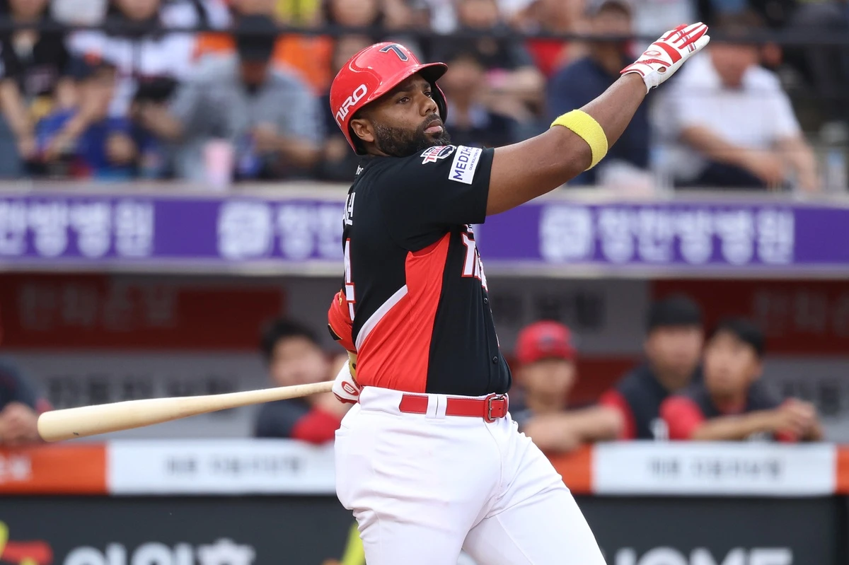 KIA 타이거즈 외국인 타자 아데를린이 9일 대전 한화생명 볼파크에서 열린 2026 신한 SOL KBO리그 한화 이글스와의 팀 간 7차전에서 1회초 선제 1타점 2루타를 기록했다. 사진 KIA 타이거즈