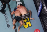 '아! 8초만 더 버티지'…UFC 무패 신예 루나, '히틀러 옹호' 미첼에 종료 8초 전 서브미션 패→팬들 탄식 폭발