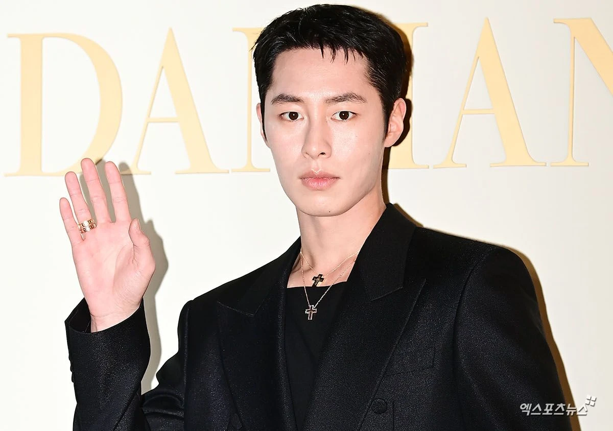 이재욱