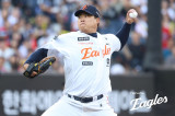 한화 4위 탈환! '39세 류현진 8승' 다승 단독 1위!…KIA 5-1 격파→이도윤 결승타 폭발 [대전:스코어]