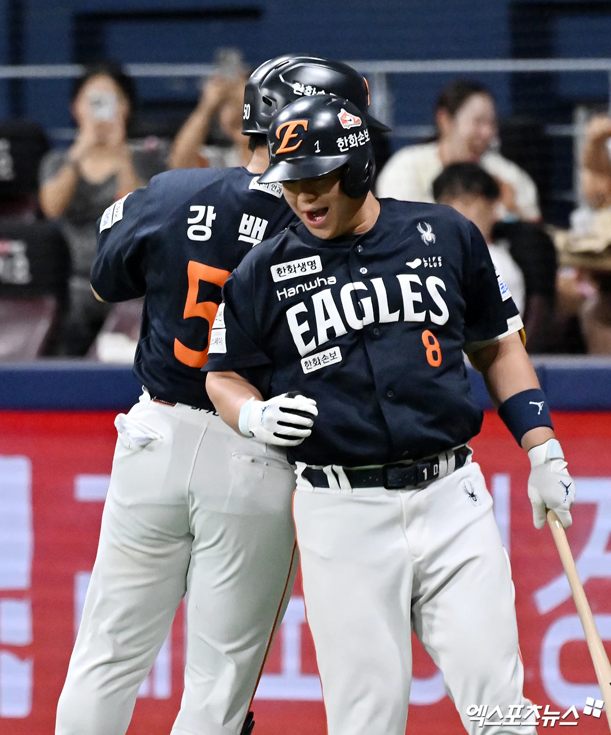 12일 오후 서울 구로구 고척스카이돔에서 열린 '2026 신한 SOL Bank KBO리그' 한화 이글스와 키움 히어로즈의 경기, 4회초 한화 강백호가 솔로 홈런을 날린 후 기뻐하고 있다. 고척, 김한준 기자