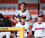 '이럴 수가' 한화, 마지막에 무너졌다…'9회말 서건창 끝내기 안타' 키움 4-3 역전승 [고척:스코어]
