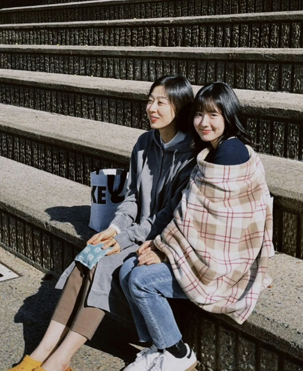 박지연 송시안