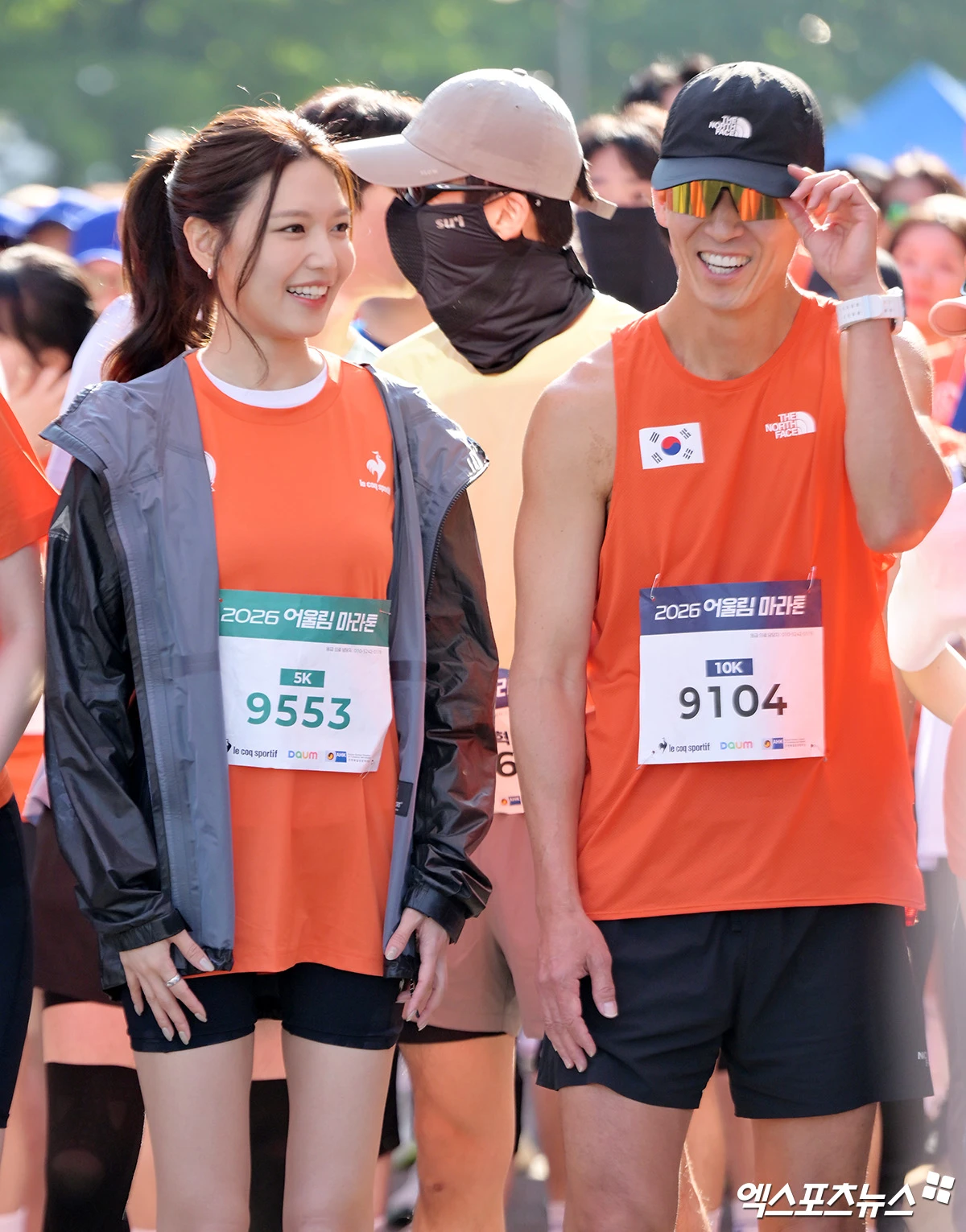 가수 겸 배우 수영