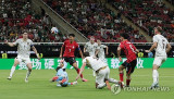 한국-체코전 세계적 논란거리 됐는데…텅텅 빈 좌석→"문제 없어, 눈으로 본 걸로 말하지마! 통로에 서 있던 팬들 많았고" FIFA 황당 답변 