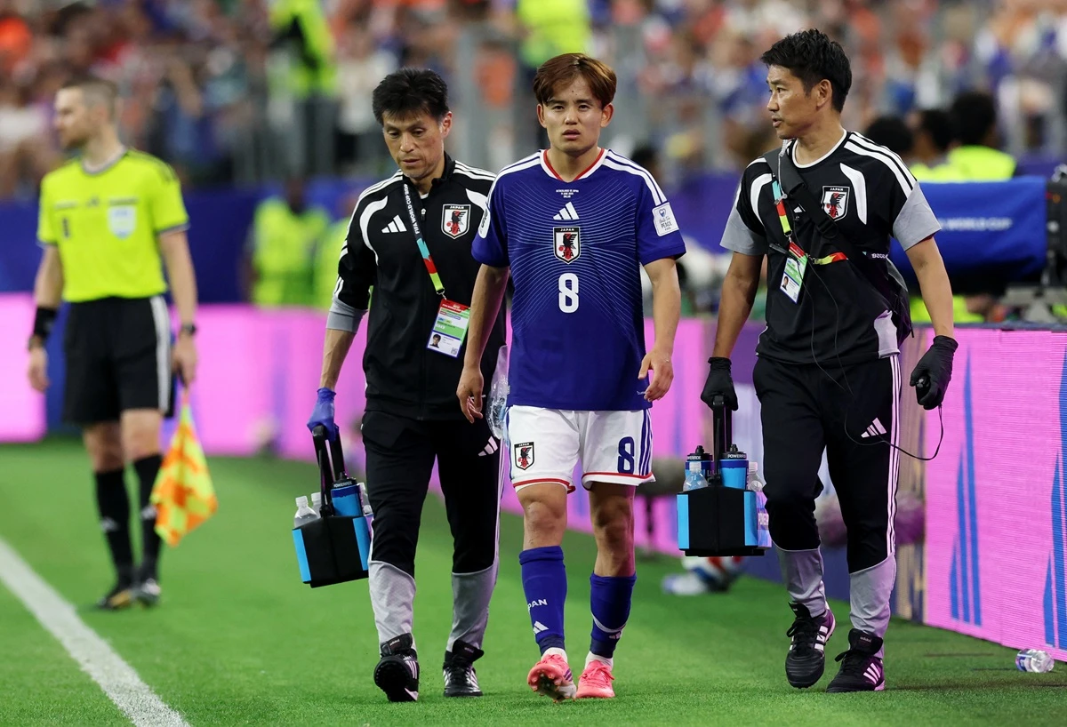 지난 15일(한국시간) 네덜란드와의 2026 북중미 FIFA 월드컵 조별리그 F조 1차전에서 부상을 당했던 일본 축구국가대표팀의 구보 다케후사. 사진 연합뉴스
