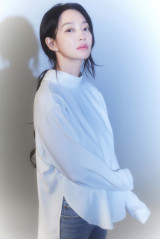 '눈동자' 신민아 난 고생 중독자…회색빛 시체 분장·목에 담까지 [엑's 인터뷰]