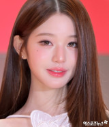 장원영 공항 논란에 '신분확인 안내 강화' 된다…"럭키비키" 선한 영향력 어디 갔나 '씁쓸' [엑's 이슈]