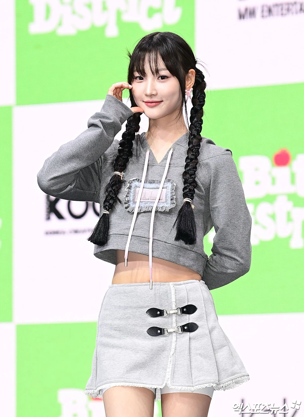 더 예뻐졌네