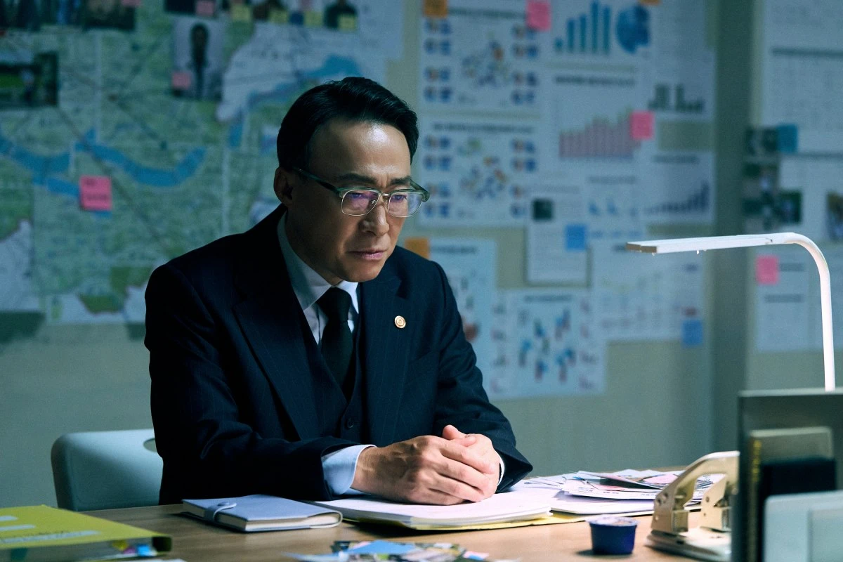배우 이성민, 넷플릭스 '참교육' 스틸컷