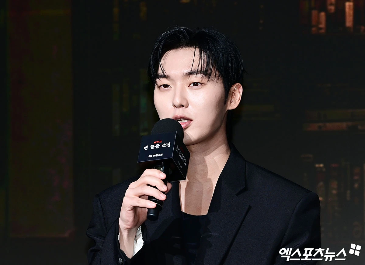 '맨 끝줄 소년' 최현욱
