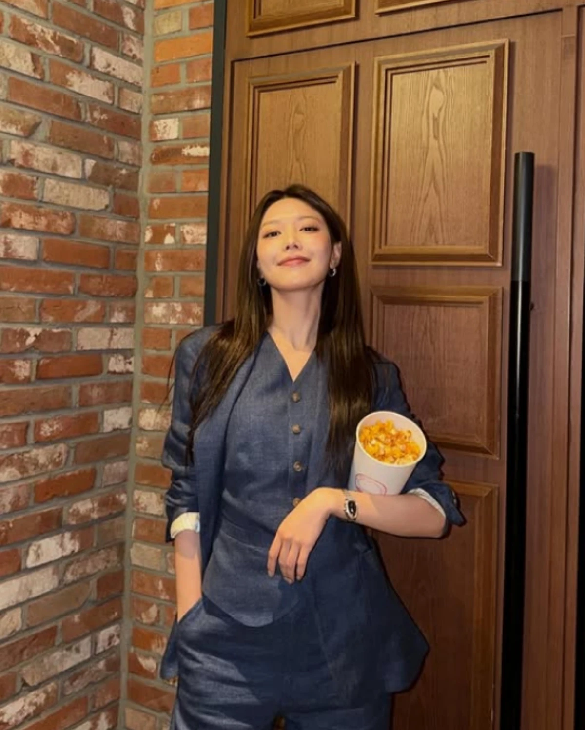 최수영 SNS.