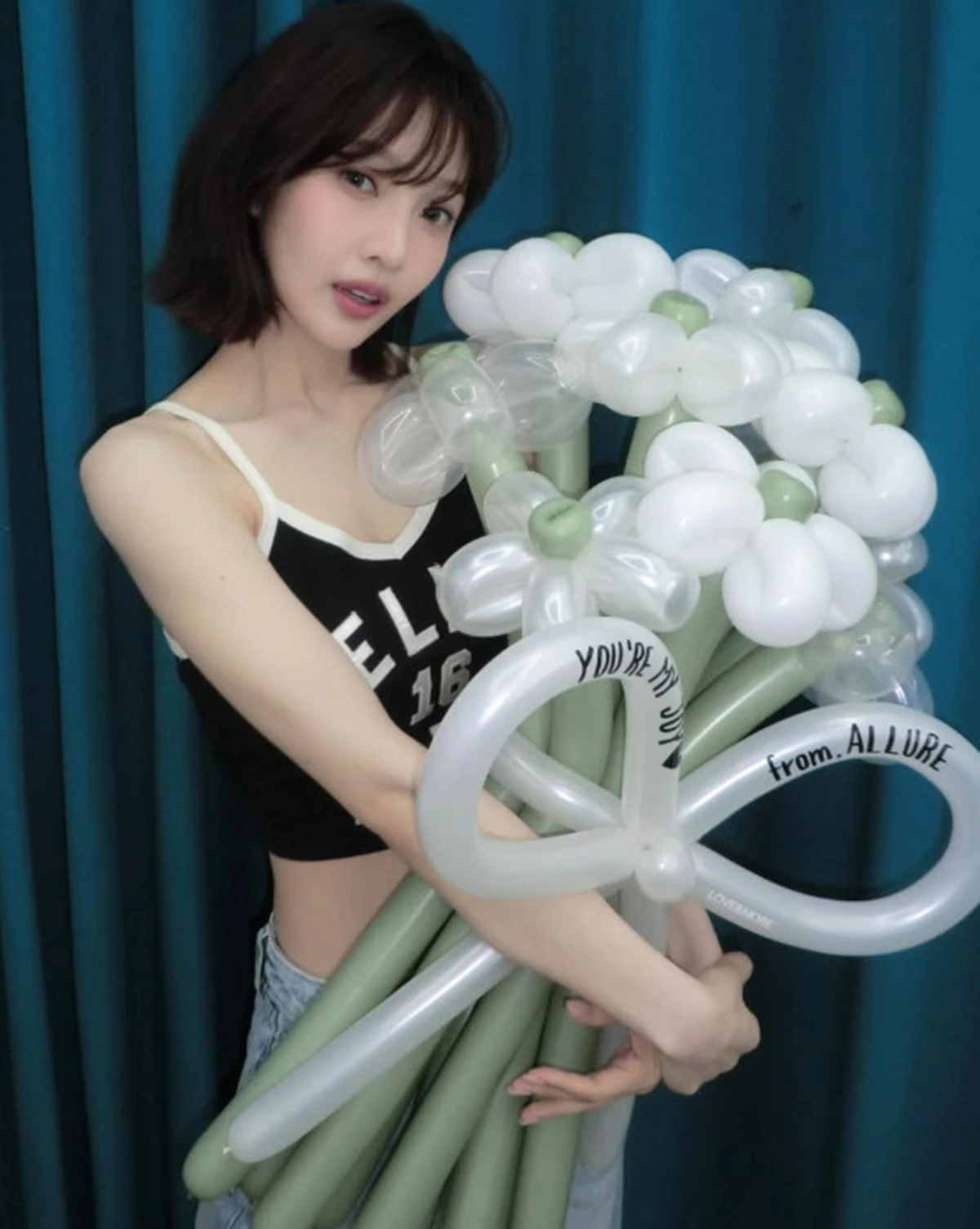 사진 = 조이 SNS 