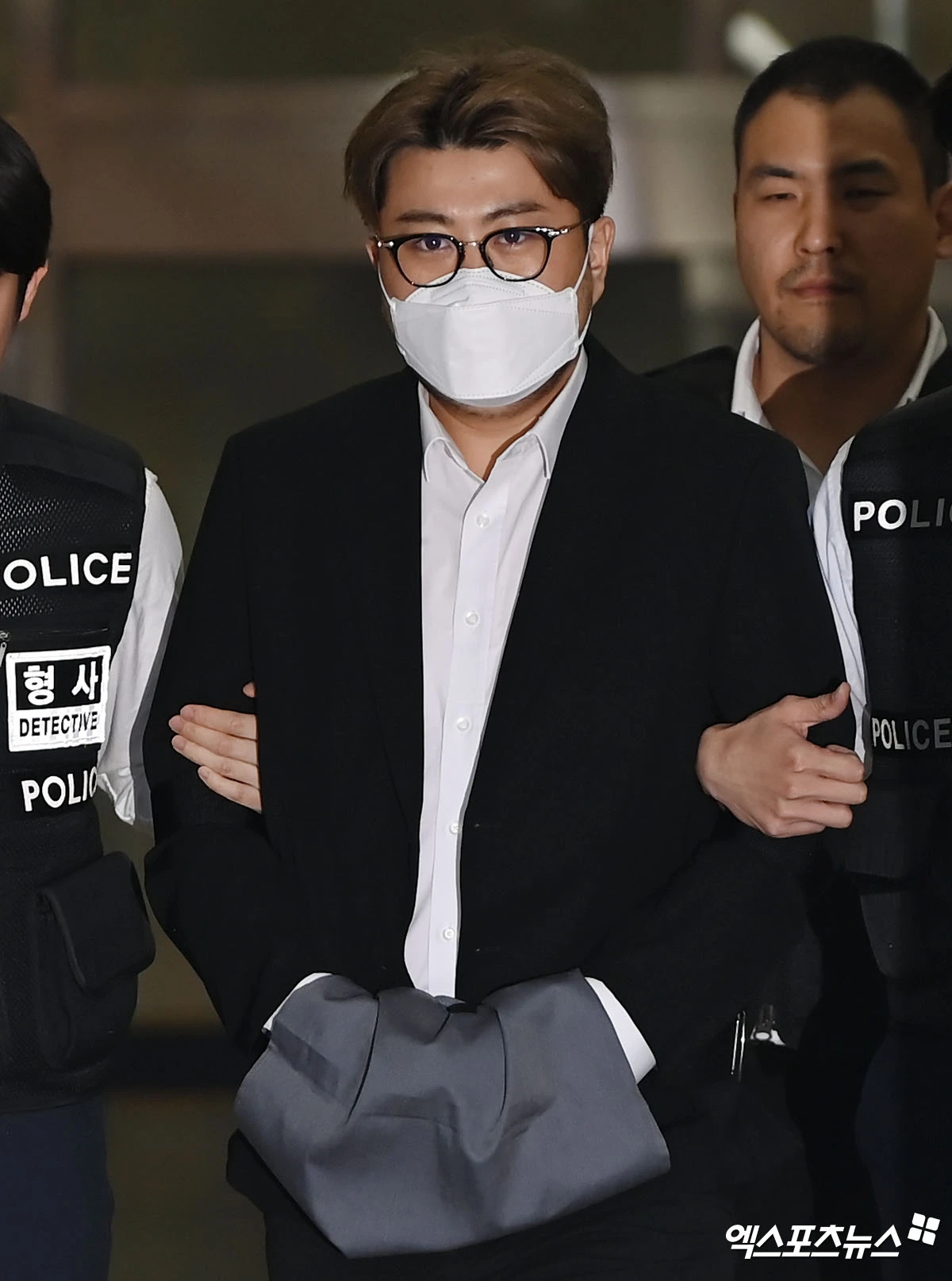 김호중.