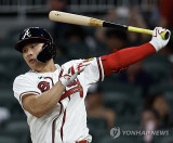 'OPS MLB 꼴찌' 김하성, 고액 연봉 아니었으면 벌써 방출 대기…美 지역지 작심 비판 반등 희망 접어야